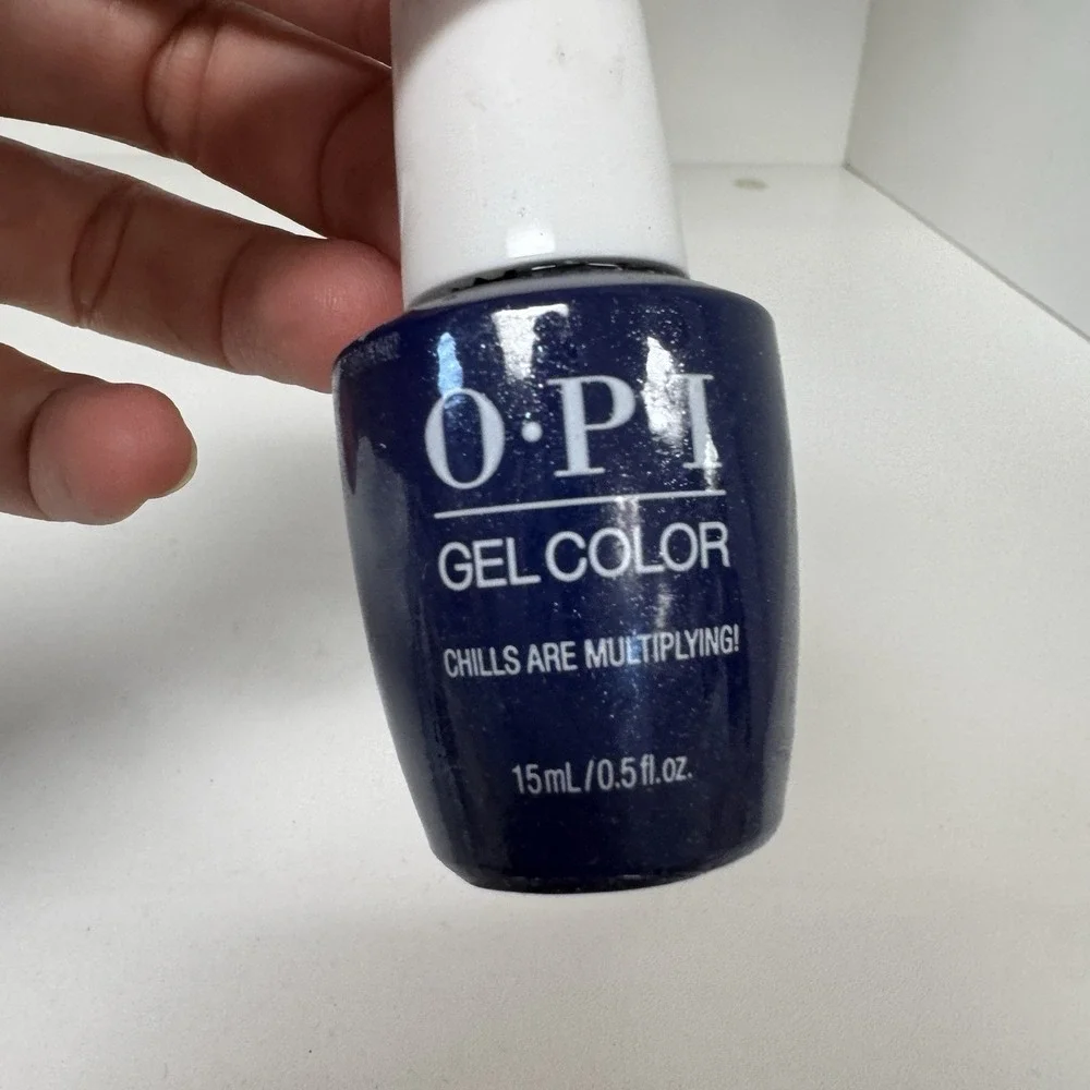 OPI GelColor Soak-Off Gel Polish 0.5 oz GCG46 - Chills Are Multiplying! - New